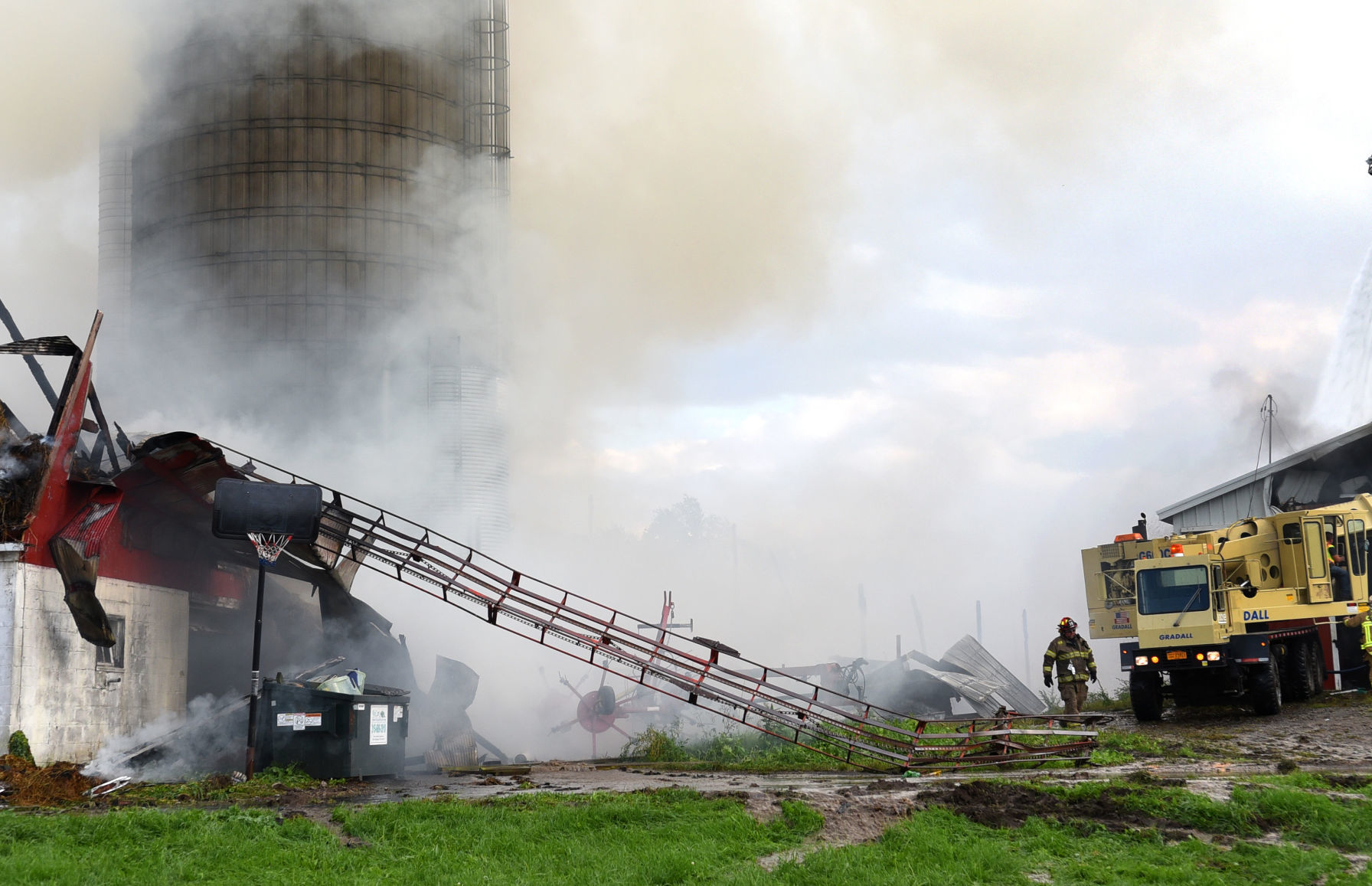 Barn Fire 12.JPG